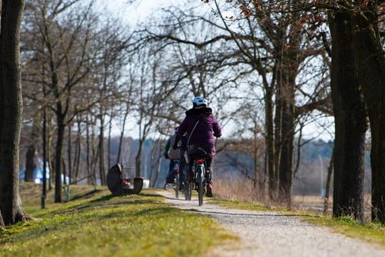 Radfahrer bei Sonnenschein