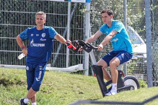 Athletik-Trainer Werner Leuthard (l) kehrt zu Hertha BSC zurück.