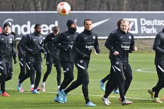 Eintracht Frankfurt genügt nach dem Hinspielerfolg gegen Betis Sevilla im Rückspiel ein Remis zum Weiterkommen.