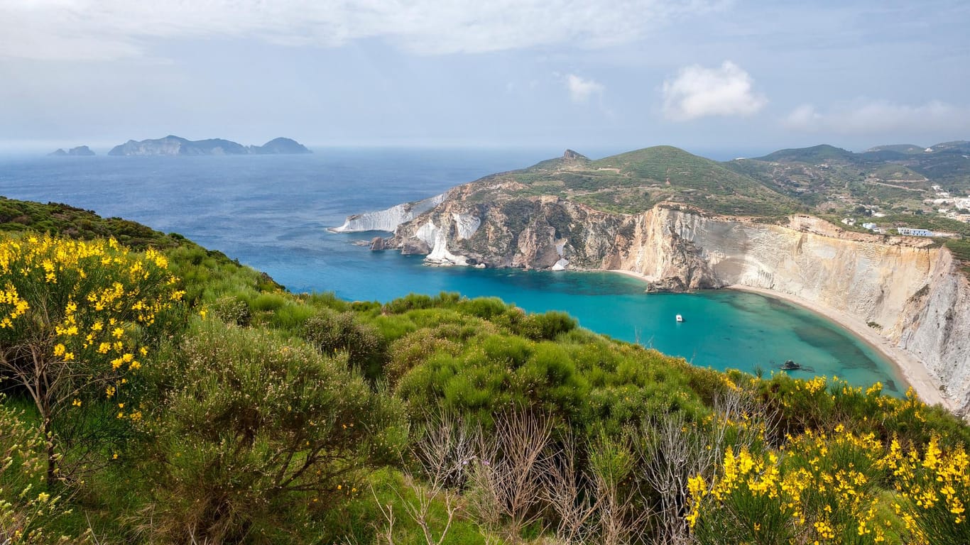 Sardiniens Alternative: Die Insel Ponza in Italien ist ein Geheimtipp für Schnorchel- und Tauchfreunde