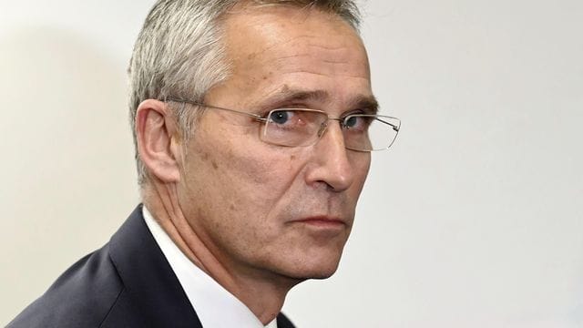 Nato-Generalsekretär Jens Stoltenberg hatte zuletzt ausweichend auf die Frage geantwortet, ob das Militärbündnis die Nato-Russland- Grundakte nach der russischen Invasion in die Ukraine für obsolet hält.