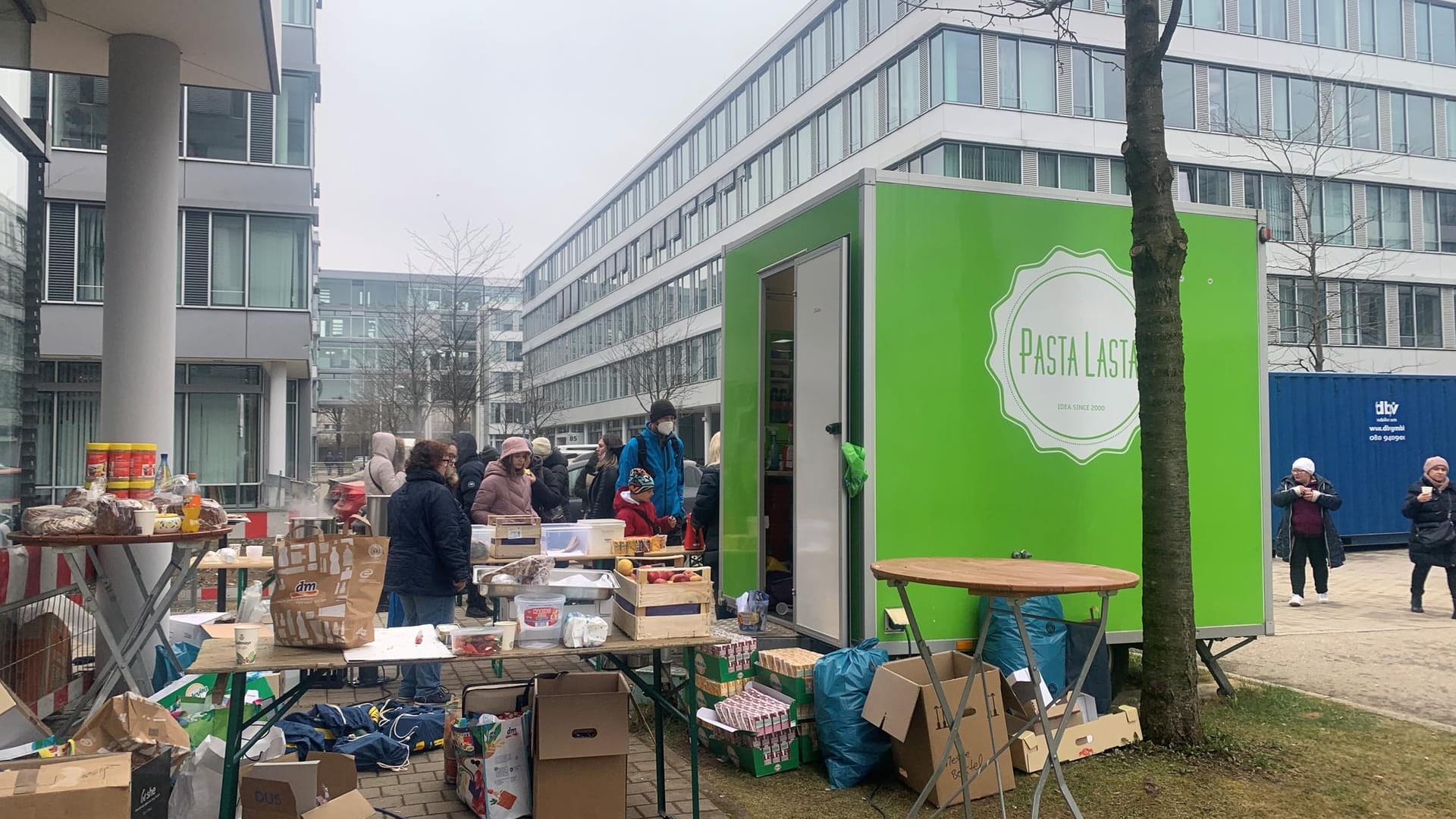 Der "Pasta Lasta" von Ingrid Schottenhamml wurde zur Suppenküche für die Geflüchteten umfunktioniert.