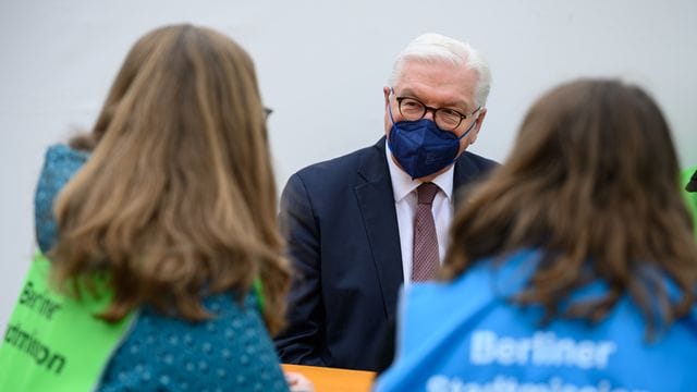 Ukraine-Konflikt - Steinmeier trifft Flüchtlinge