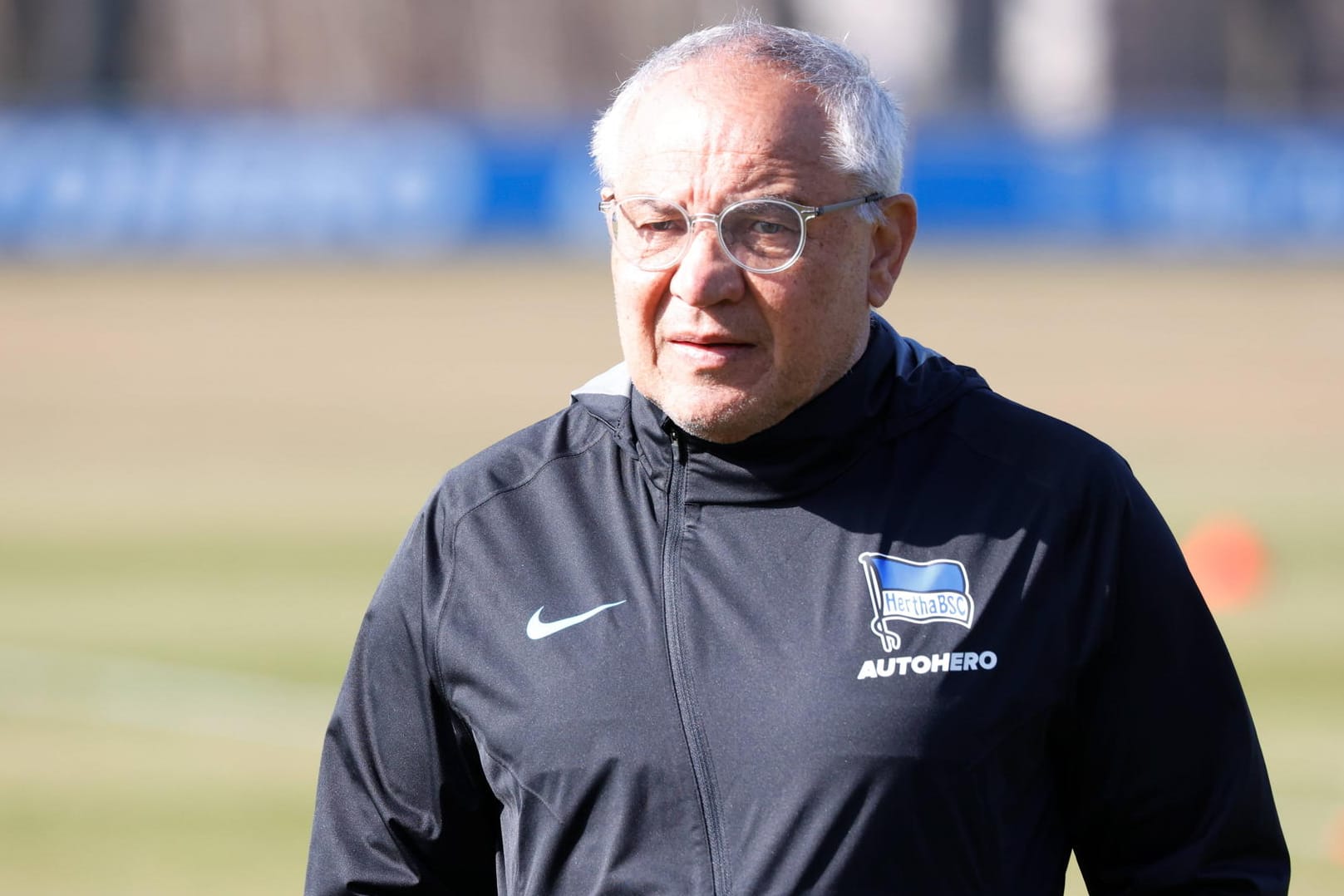 Felix Magath: Der neue Trainer von Hertha BSC greift bereits nach wenigen Tagen durch.
