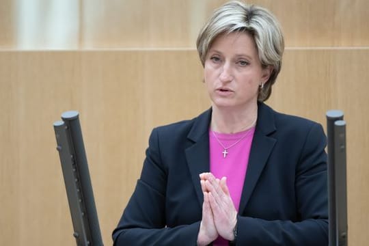 Nicole Hoffmeister-Kraut (CDU)