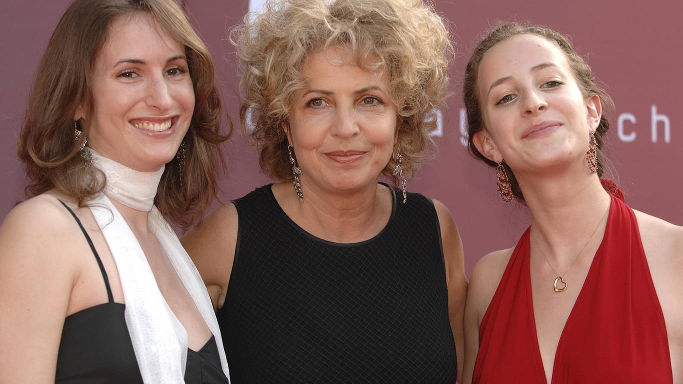 Michaela May mit ihren Töchtern Lilian und Alexandra bei einem Event vor einigen Jahren.