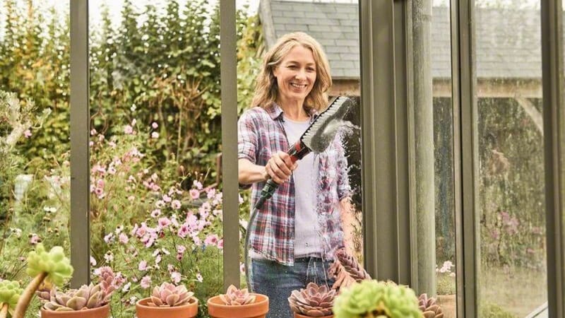 Garten-Deals: Ergattern Sie einen Akku-Hochdruckreiniger von Bosch zum Tiefstpreis.