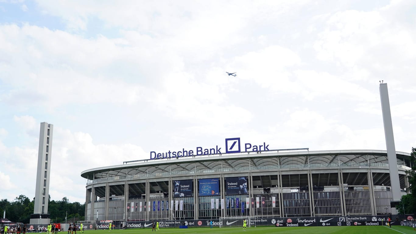 Deutsche Bank Park in Frankfurt: Dort könnte die neue Halle entstehen.
