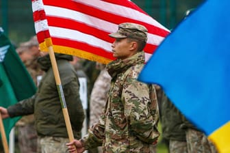 US- und ukrainische Soldaten bei einer gemeinsamen Übung vor dem Krieg: "Mut kann ansteckend sein".