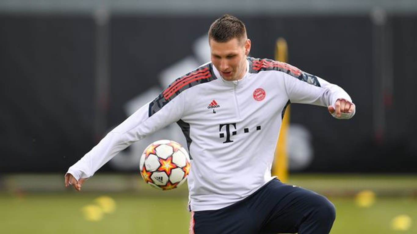 Bayern-Verteidiger Niklas Süle erlitt einen Muskelfaserriss.