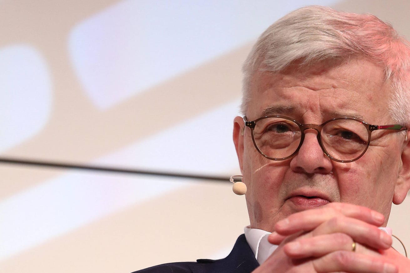 Joschka Fischer: Der ehemalige Bundesaußenminister warnt davor, dass Putin Russland weiter ausdehnen könnte.