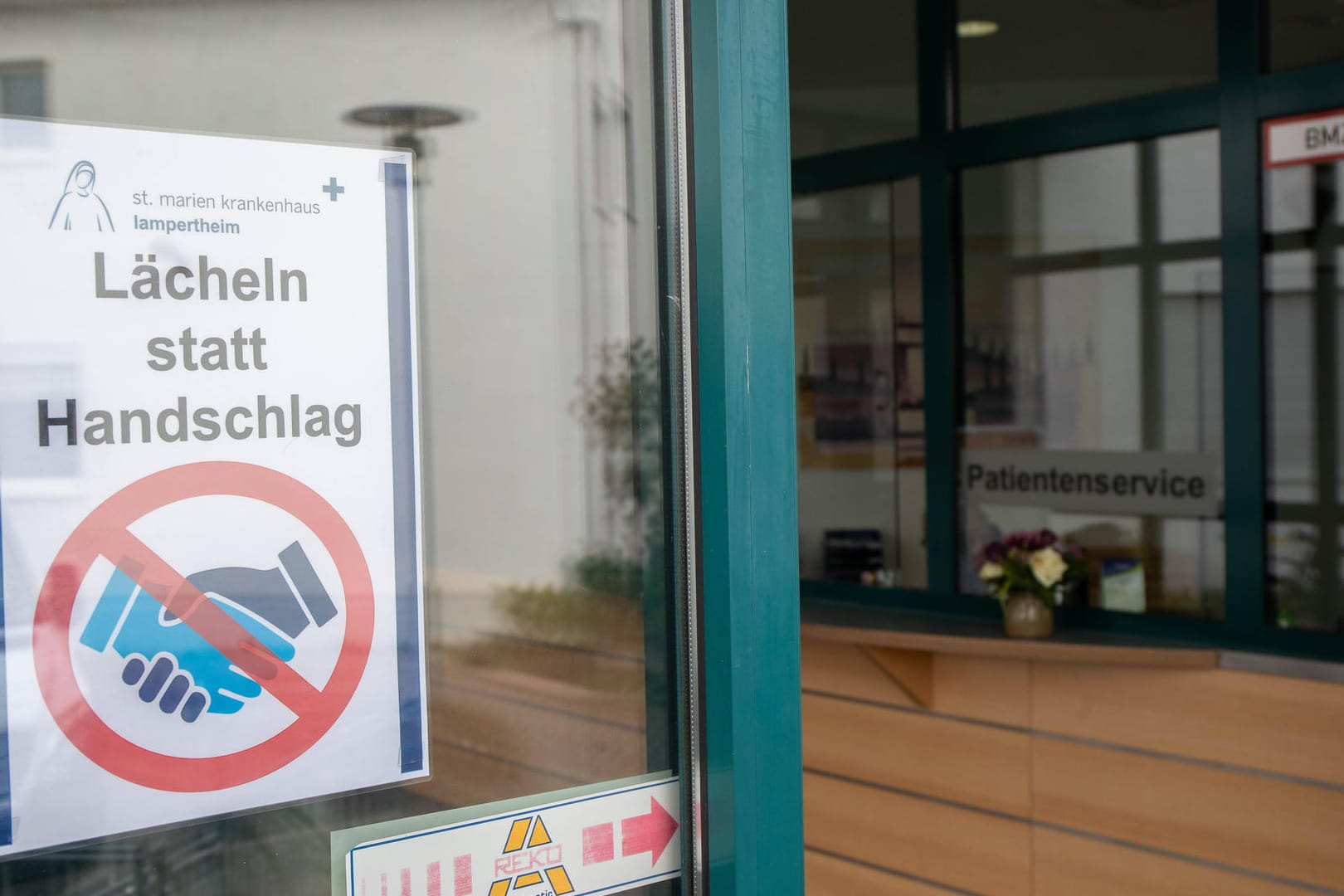 Hygiene im Krankenhaus (Symbolbild): 164 Betten sind auf hessischen Intensivstationen mit Patienten mit einer COVID-19-Erkrankung belegt