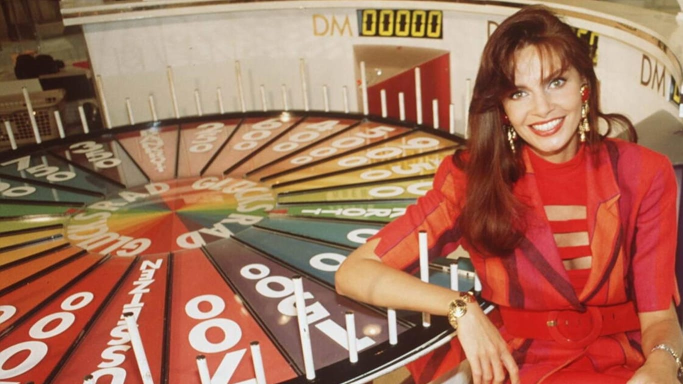 Maren Gilzer: Hier im Jahr 1993 für die Sat.1-Show "Glücksrad" mit roten Haaren.