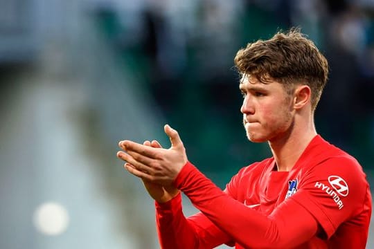 Abwehrtalent Linus Gechter hat sich mit Hertha BSC auf einen Vertrag bis zum 30.
