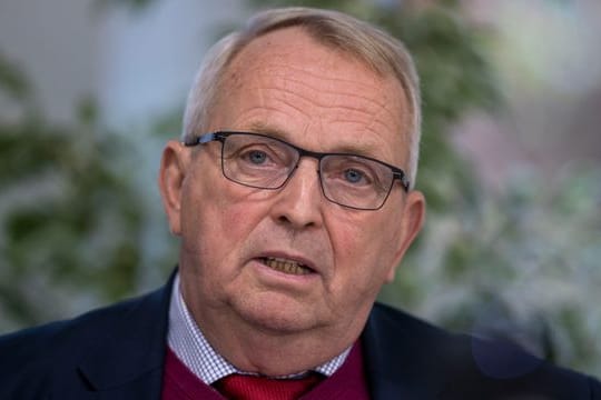 Landwirtschaftsminister informiert zu Schweinpestfall