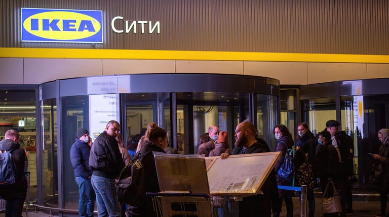 Ikea-Filiale in Moskau: Viele Russen versuchten, noch kurz vor der Schließung aller Ikea-Filialen im Land letzte Einkäufe zu erledigen.