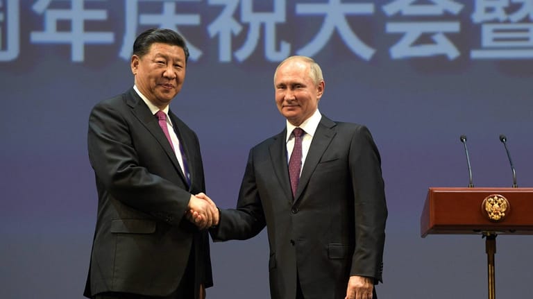 Zunehmend ungleiche Partner: China kann sich seine Handelspartner aussuchen, Russland hat sich weltpolitisch mehr und mehr selbst isoliert.
