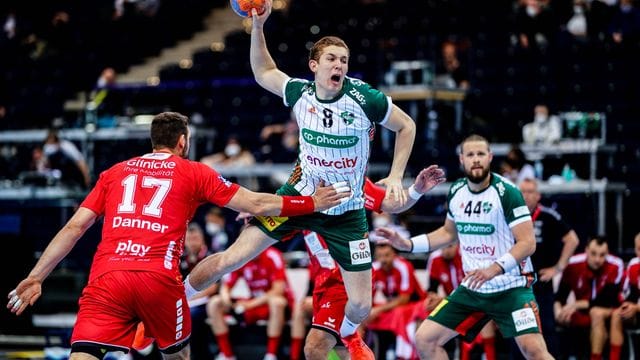 Hannovers Veit Mävers (M) fällt für das DHB-Länderspiel gegen Ungarn aus.