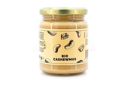 Vorsicht bei Erdnussallergie: Im Cashewmus der Marke KoRo könnte laut einer Lebensmittelwarnung zu viel Erdnuss enthalten sein.