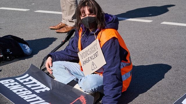 Umweltschutz-Aktivisten vor dem Brandenburger Tor