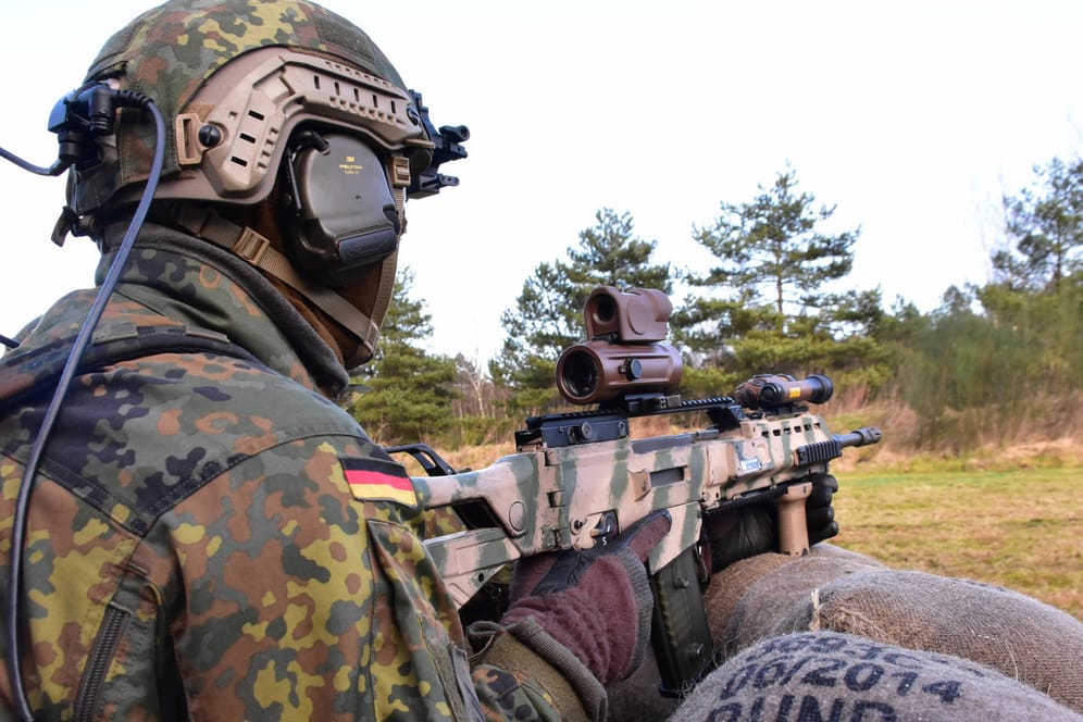 Soldat der Bundeswehr: Mehrere Missionen werden verlängert.