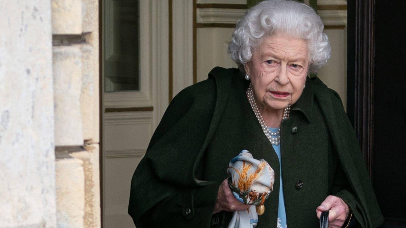 Queen Elizabeth II.: Die 95-Jährige lässt offenbar ihren Landsitz rollstuhlgerecht umbauen.