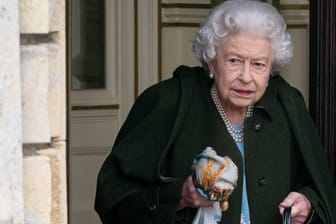 Queen Elizabeth II.: Die 95-Jährige lässt offenbar ihren Landsitz rollstuhlgerecht umbauen.