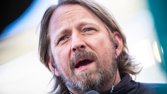 VfB Stuttgart - FC Augsburg VfB Stuttgart - FC Augsburg
