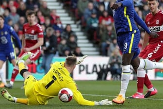Romelu Lukaku (M) brachte den FC Chelsea in Middlesbrough in Führung.