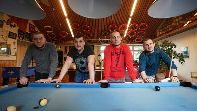 Ukrainische Seeleute in den „Duckdalben“ Ukrainische Seeleute in den „Duckdalben“