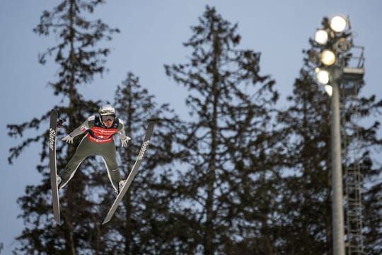 Schaffte in Oberstdorf einen Schanzenrekord: Domen Prevc aus Slovenien.