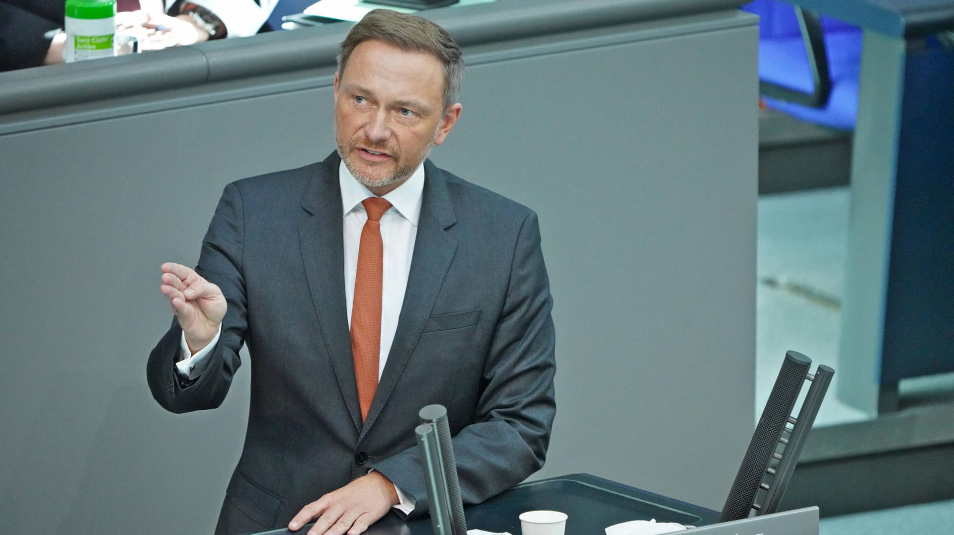 Christian Lindner: Der Finanzminister fordert einen neuen Anlauf beim TTIP-Abkommen.