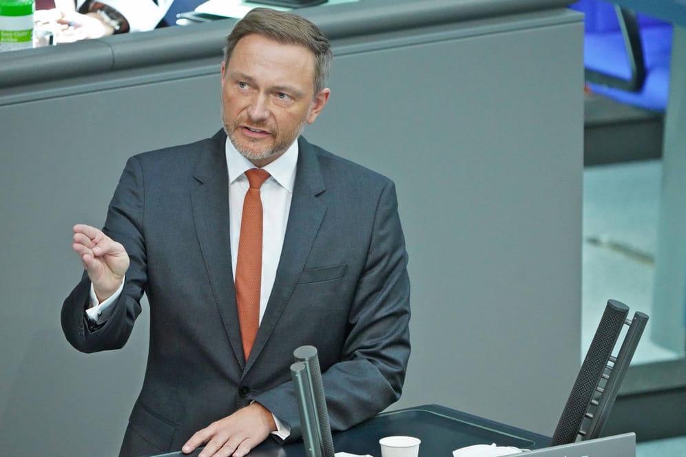 Christian Lindner: Der Finanzminister fordert einen neuen Anlauf beim TTIP-Abkommen.