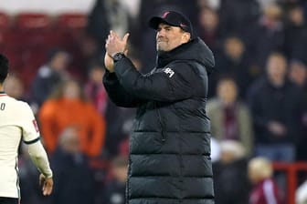 Jürgen Klopp: Der deutsche Coach wahrt mit Liverpool alle Chancen auf den FA-Cup-Triumph.