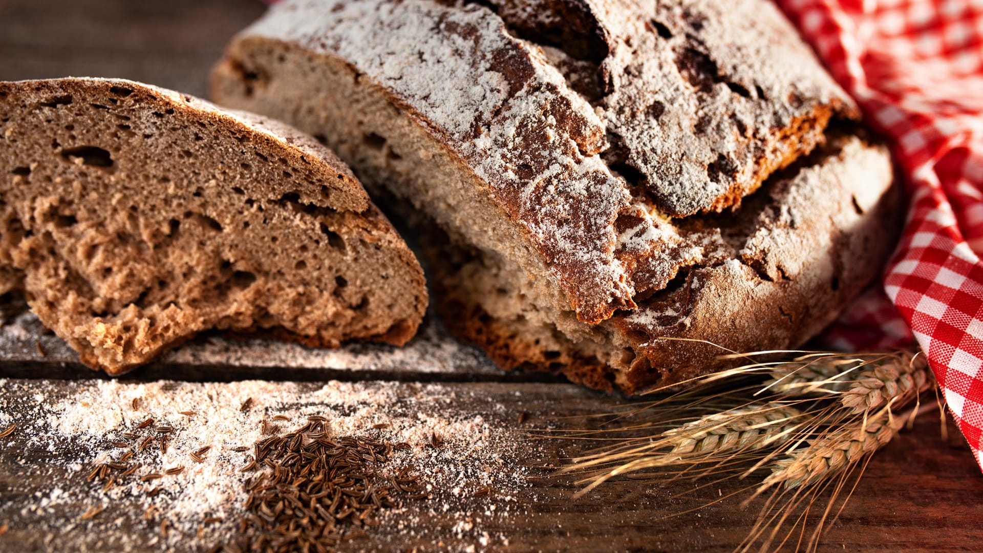 Roggenbrot: Eine gute Alternative zu Weizen ist Roggen.