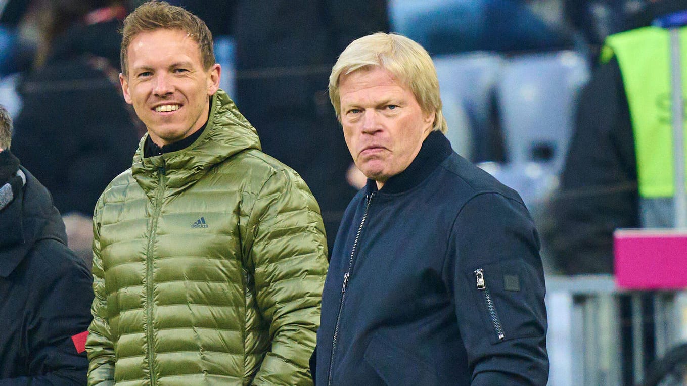 Julian Nagelsmann (l.) neben Oliver Kahn: Im Sommer soll es einige Neuzugänge für die Bayern geben.