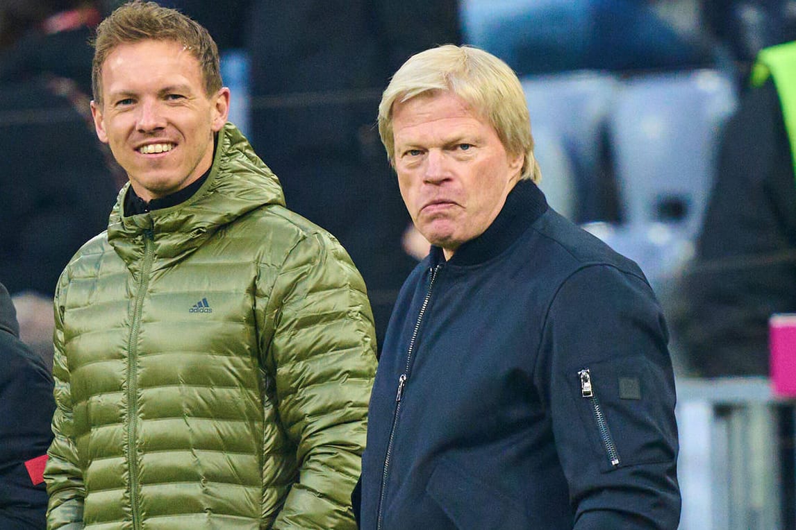 Julian Nagelsmann (l.) neben Oliver Kahn: Im Sommer soll es einige Neuzugänge für die Bayern geben.