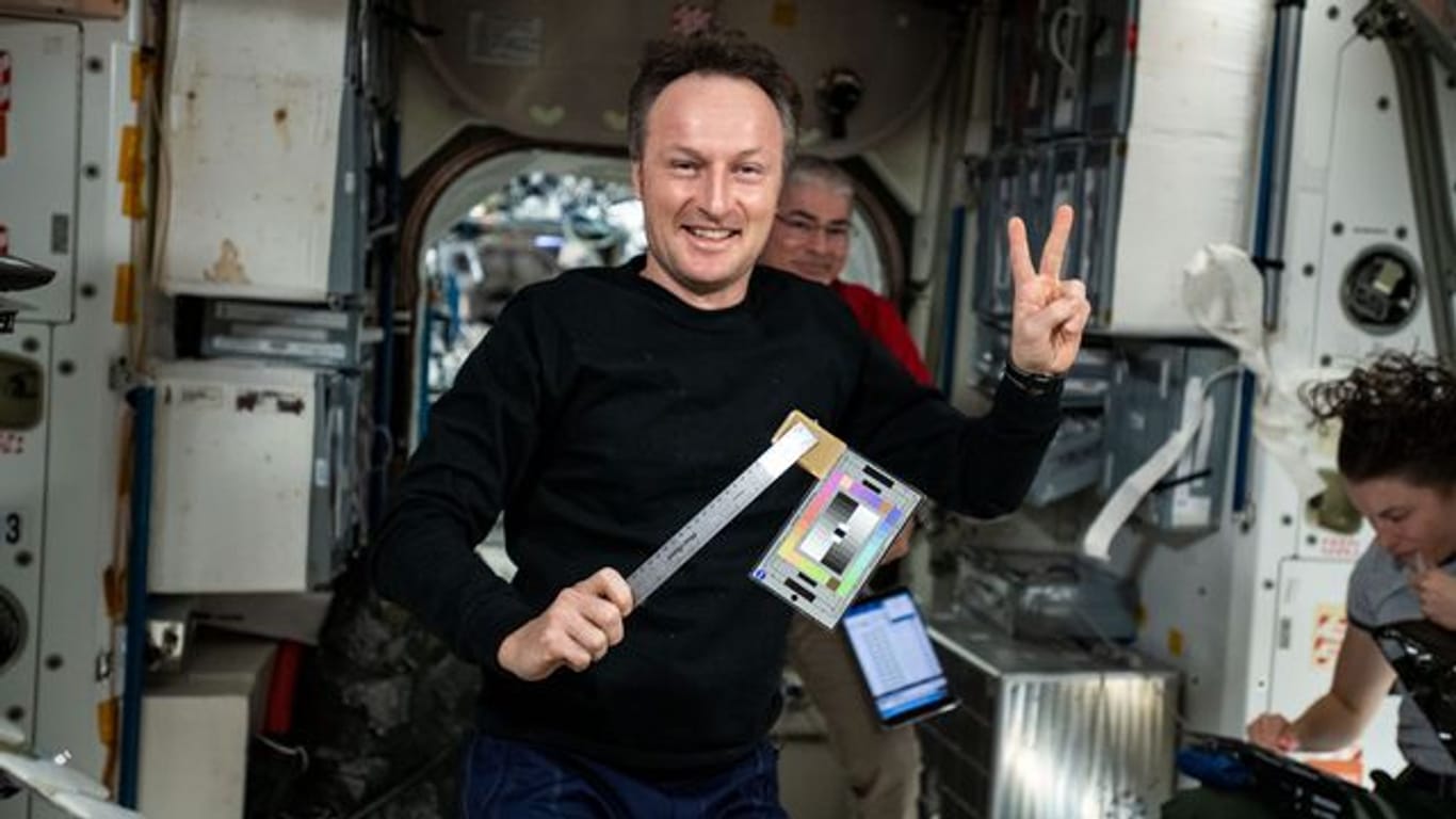 Der deutsche Astronaut Matthias Maurer auf der ISS.