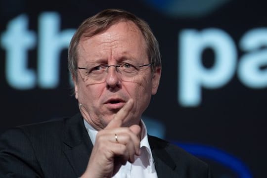 Jan Wörner, damaliger Generaldirektor der ESA, bei einer Konferenz in Berlin.