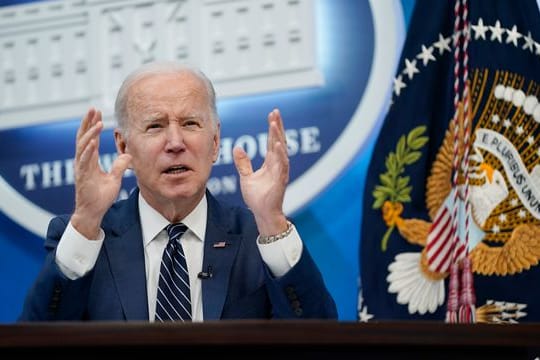 Deutliche Worte - mit diplomatischen Folgen: US-Präsident Joe Biden hatte Russlands Präsident Wladimir Putin zuletzt als "Kriegsverbrecher" bezeichnet.