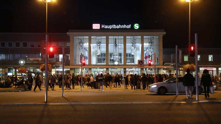 Der Hauptbahnhof in Dortmund (Archivbild): Hier soll es zu der Attacke gekommen sein.