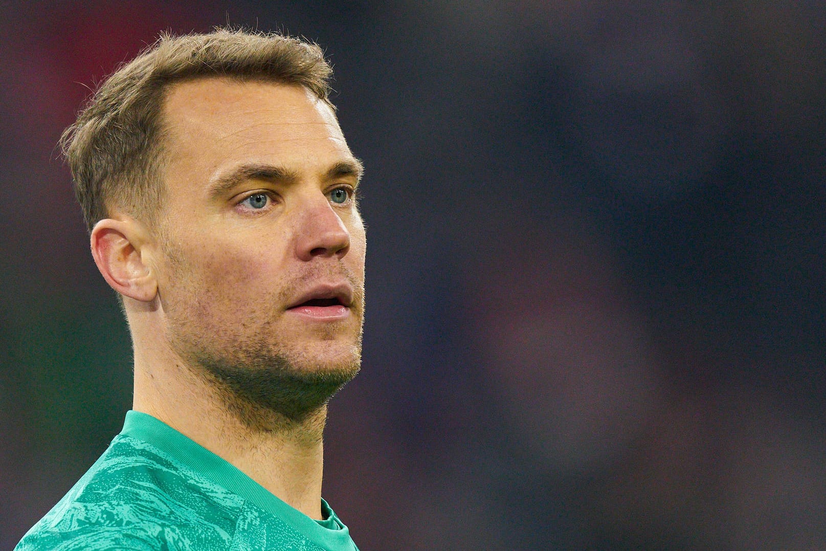 Manuel Neuer: Der Torwart führt den FC Bayern als Kapitän durch die Saison.