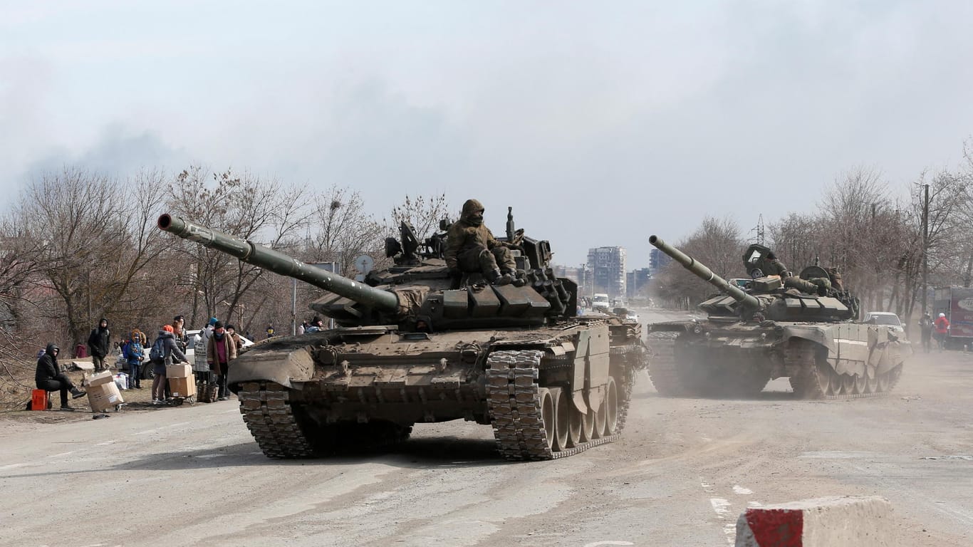 Prorussische Truppen in Mariupol: Über eigene Verlustzahlen macht der Kreml nur wenige Angaben.