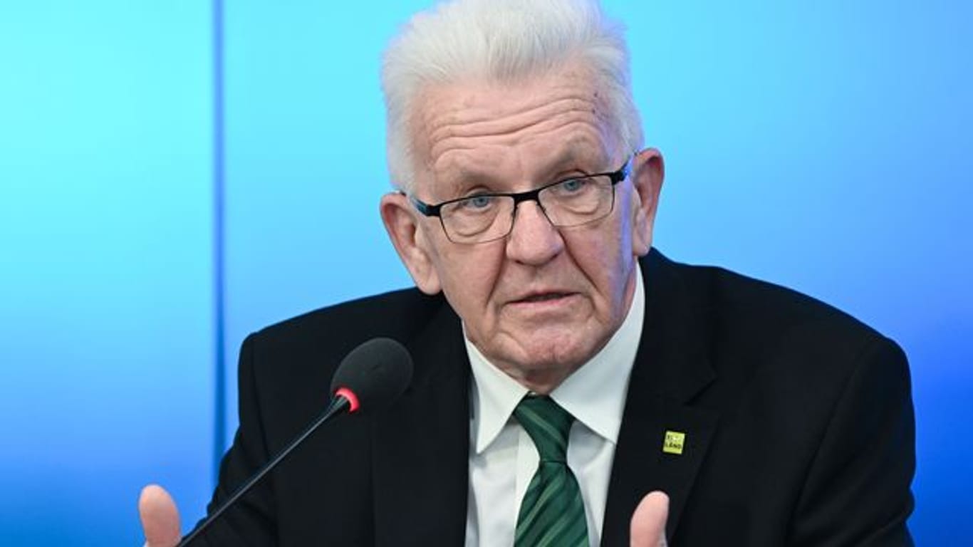 Regierungs-Winfried Kretschmann (Bündnis 90/Die Grünen), Ministerpräsident von Baden-Württemberg (Archivbild): Die Bevölkerung wird in den kommenden Wochen Neues erwarten.