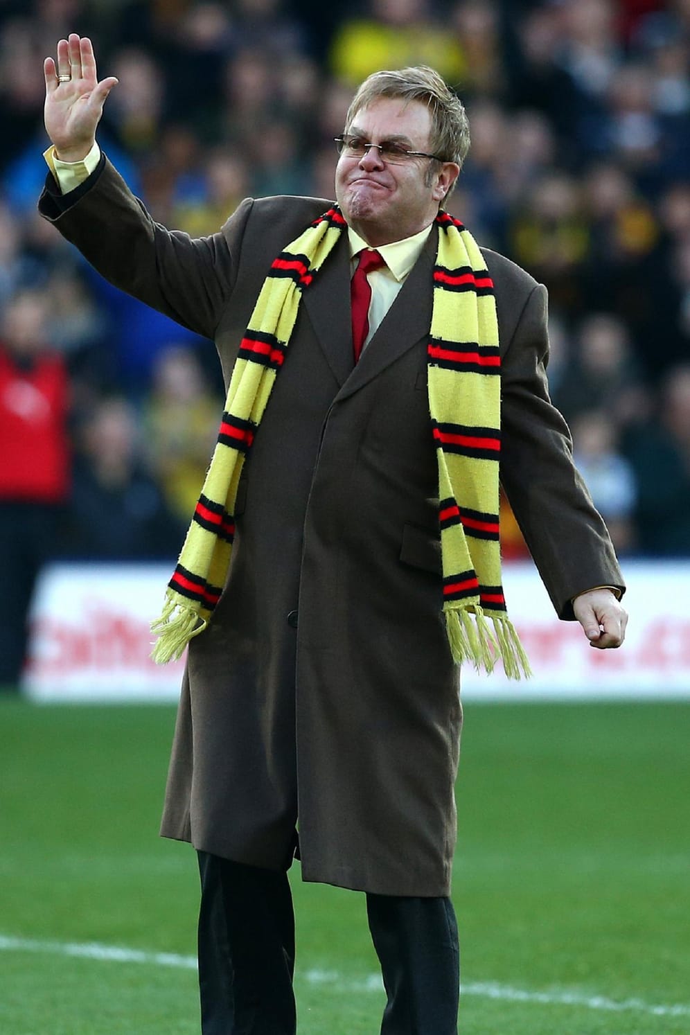 Elton John: 2014 bei einem Fußballspiel in England