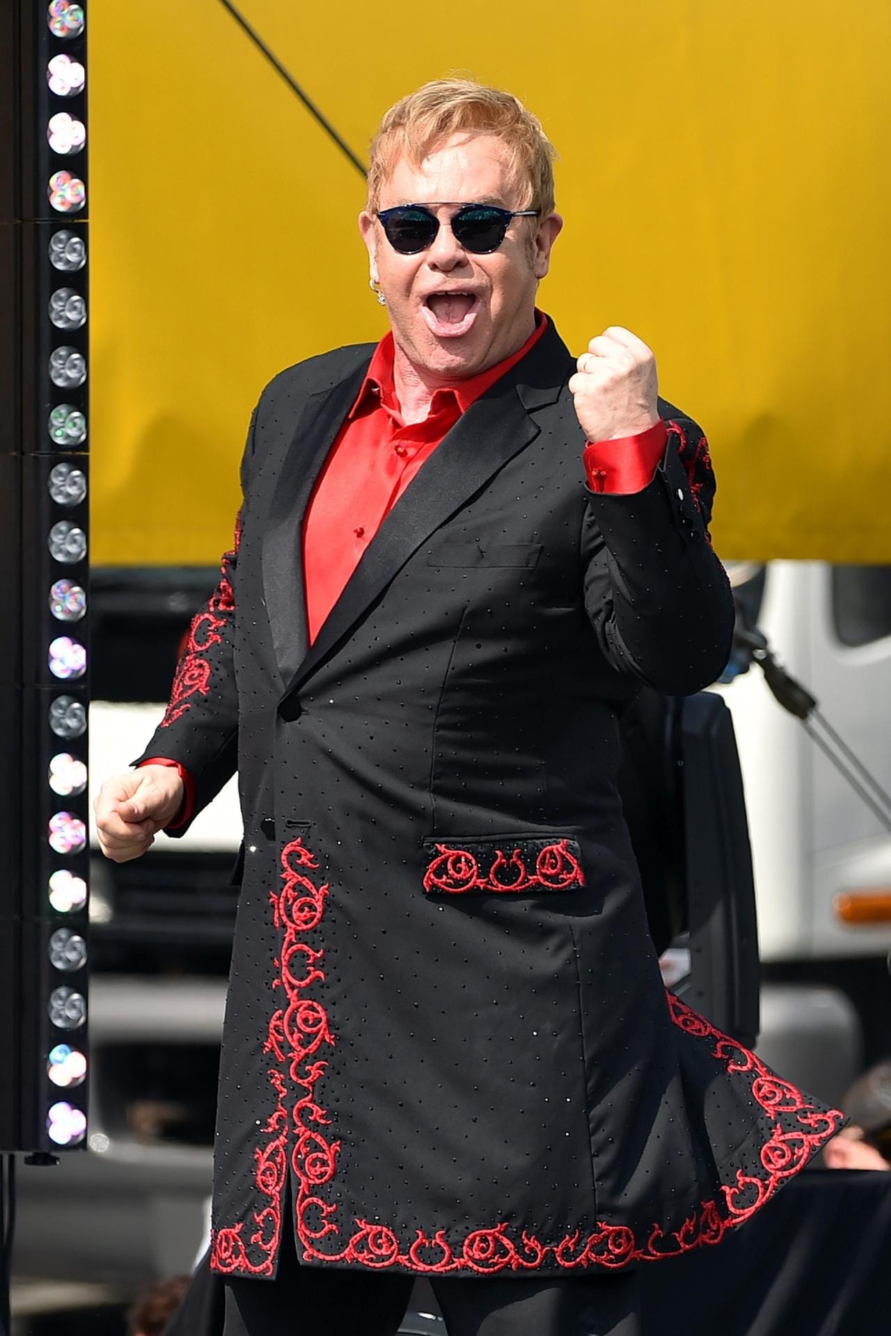 Elton John: 2016 bei einer Performance in West Hollywood