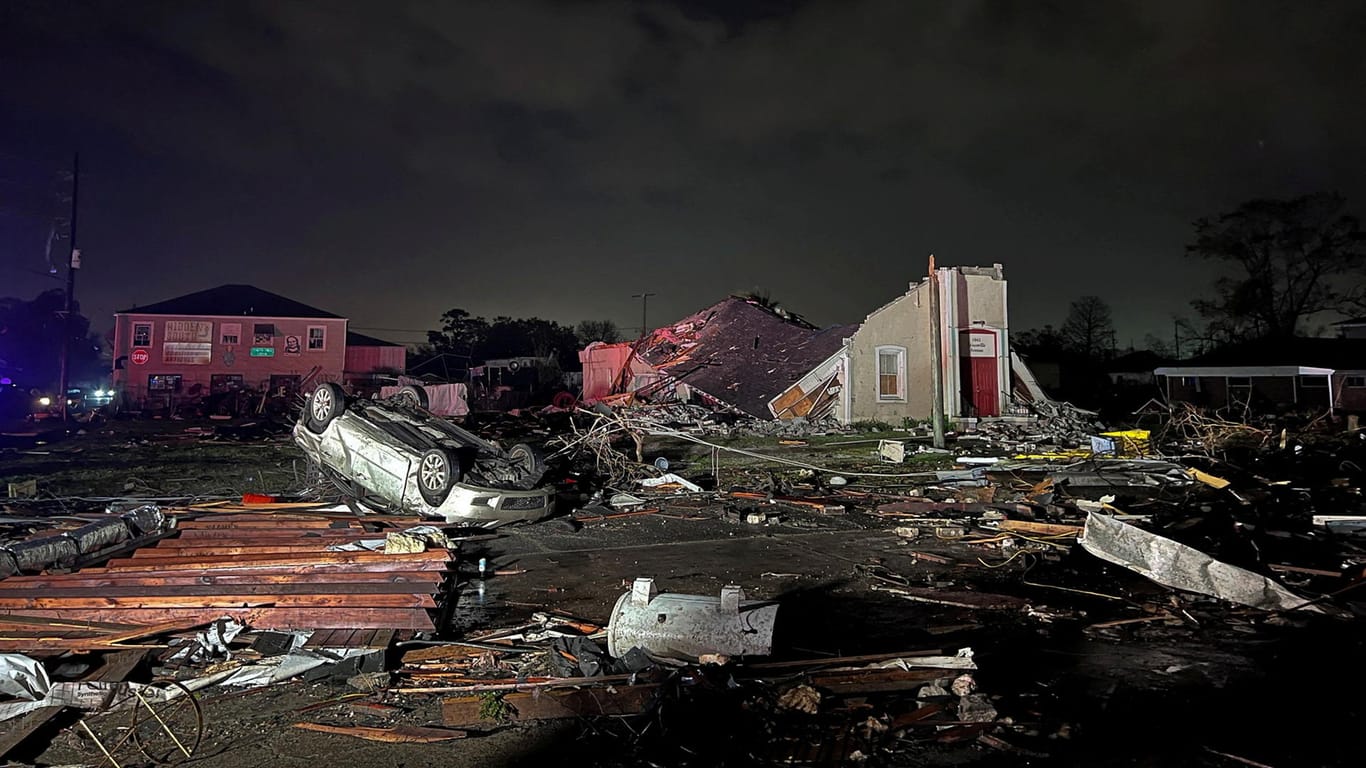 Zerstörung in New Orleans: Dort hatte ein Tornado viele Gebäude beschädigt.