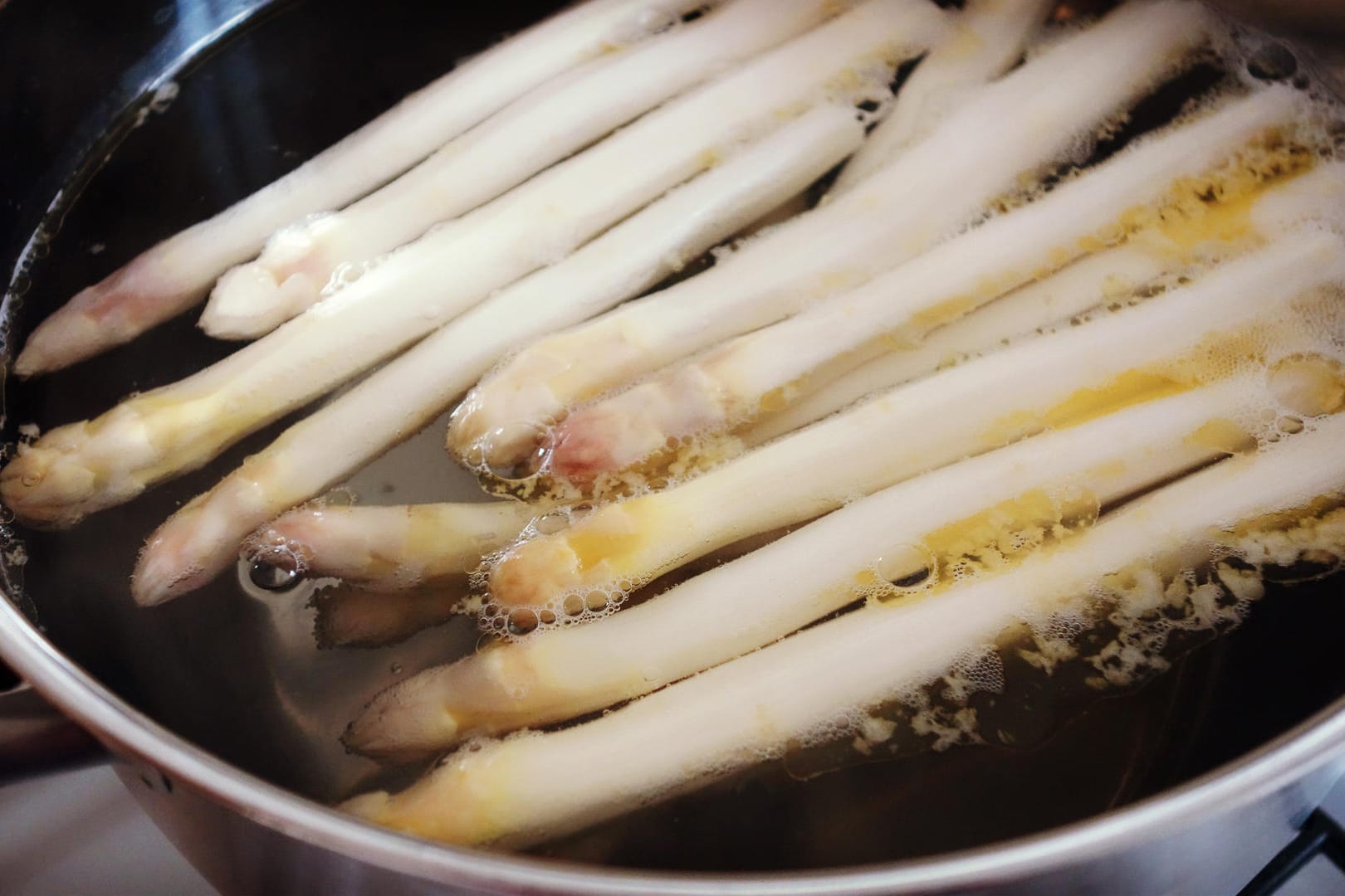 Spargel: Das Gemüse schmeckt am besten frisch zubereitet.