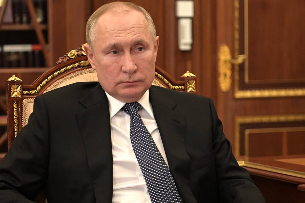 Der russische Präsident Wladimir Putin: Die russische Notenbank hat eine Woche Zeit, um die Zahlungsmodalitäten für russische Energielieferungen zu ändern.