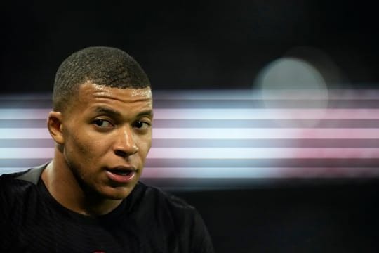 Ausnahmestürmer Kylian Mbappé wird mit Real Madrid in Verbindung gebracht.